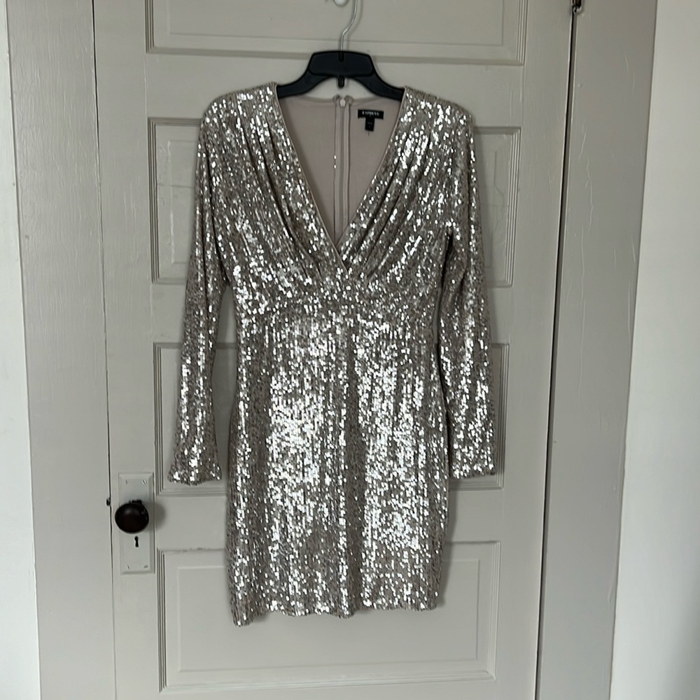 Sequin silver mini dress. Size small. Brand: Express
